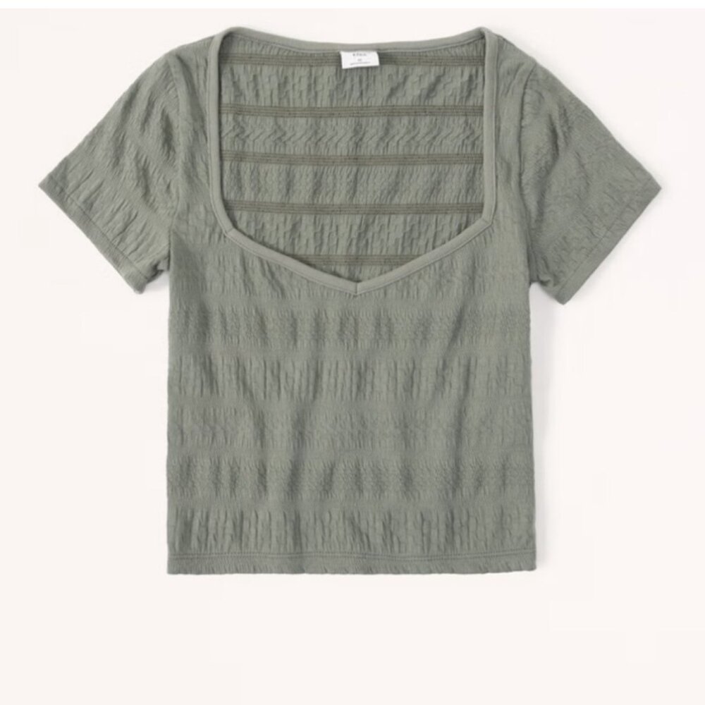NWT Abercrombie & Fitch Women's Square Sweetheart Neck Cropped Textured Baby Tee